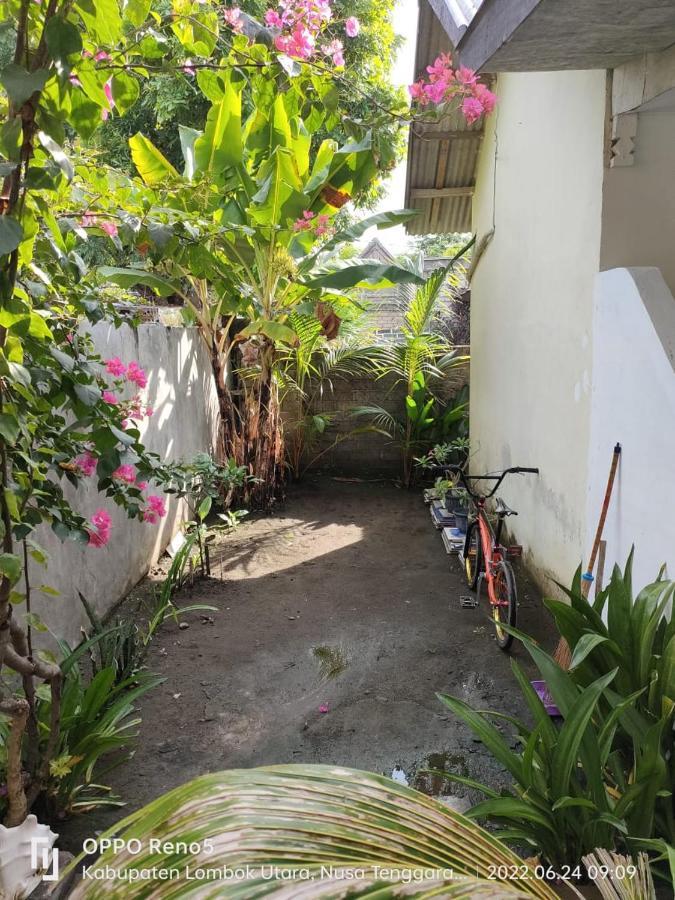 H.Said Homestay Gili Trawangan Bagian luar foto